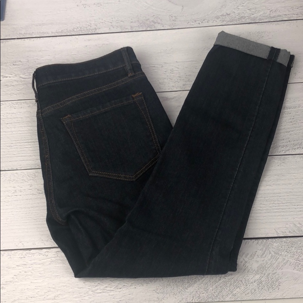 Loft “modern skinny” cropped ankle jeans with cuff